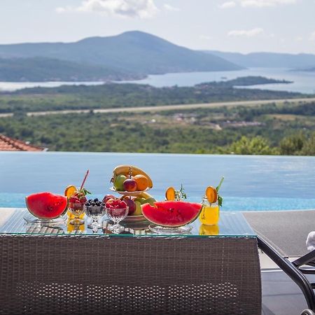 Apartment Kascelan Kotor Luaran gambar