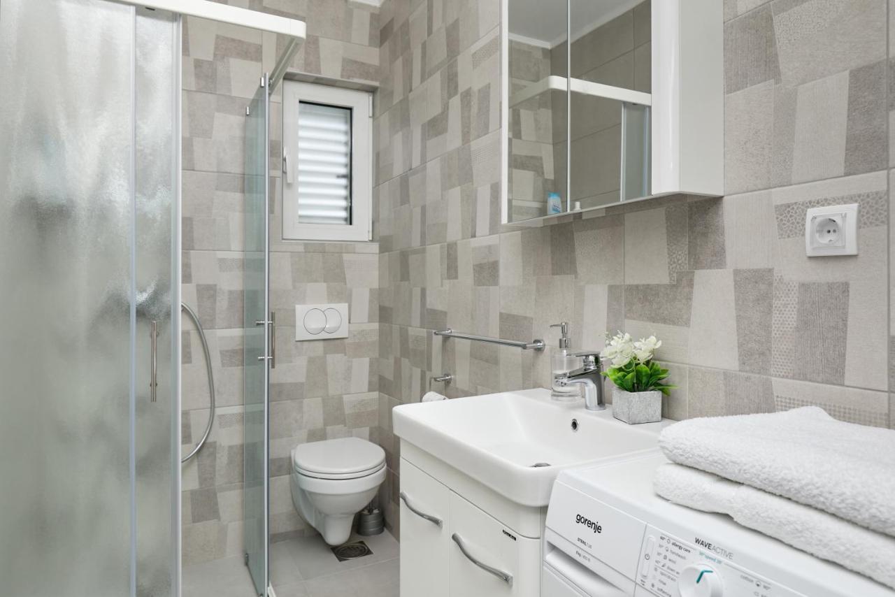 Apartment Kascelan Kotor Luaran gambar