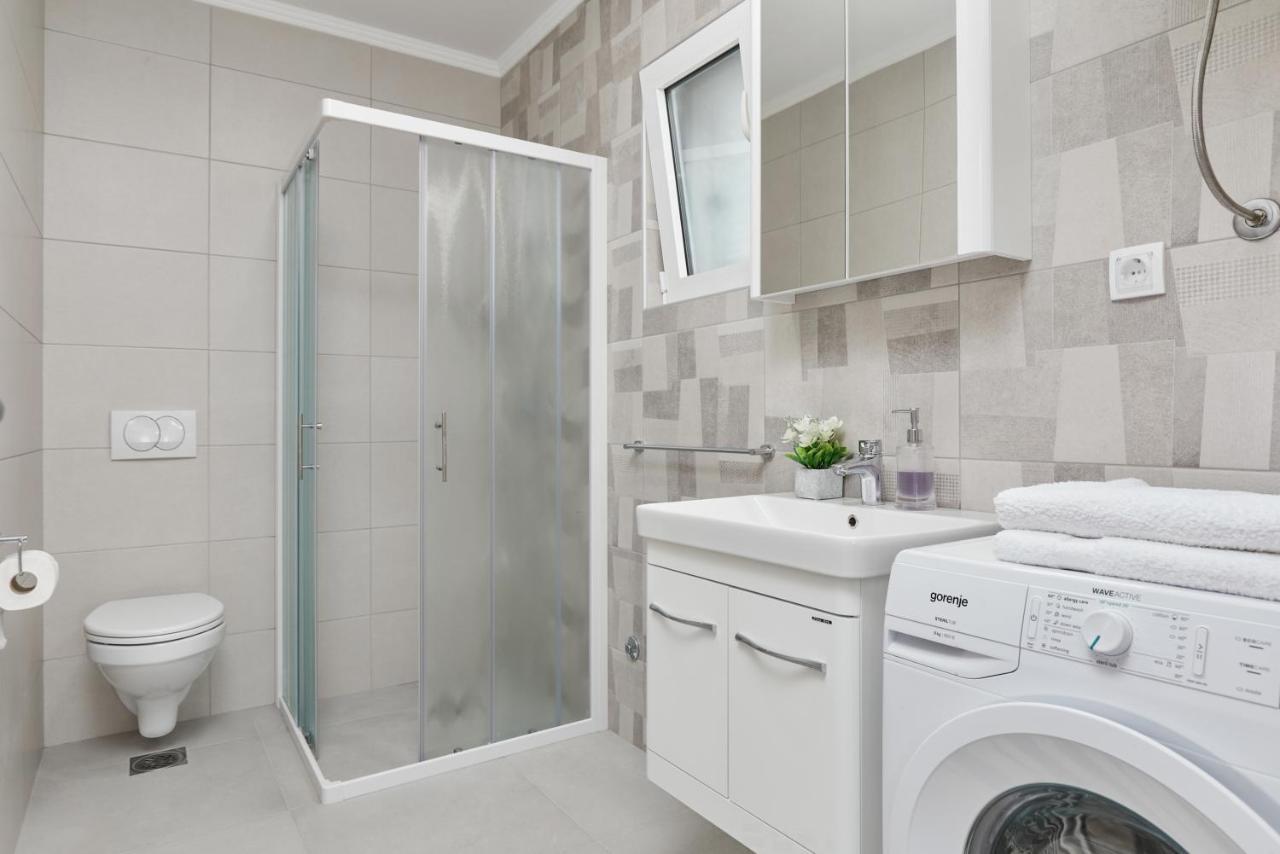 Apartment Kascelan Kotor Luaran gambar