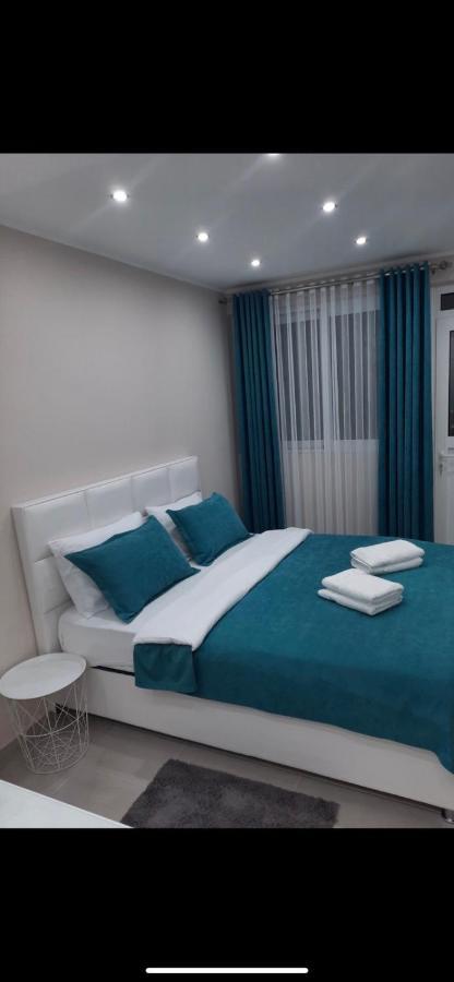 Apartment Kascelan Kotor Luaran gambar